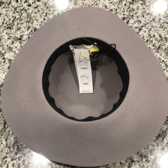 HAT - Picture 2 of 5